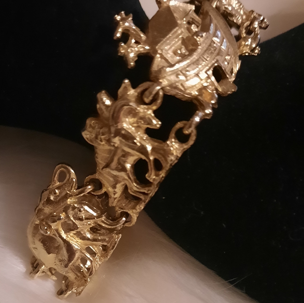 Noah's Ark Gold Colored Link Bracelet panel figural ark and animal vintage - Picture 11 of 14